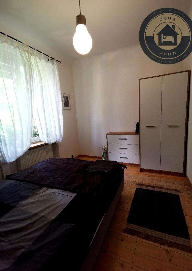 Juna - Nowoczesny Apartament W Centrum Z Widokiem Na Park Pruszkow Luaran gambar