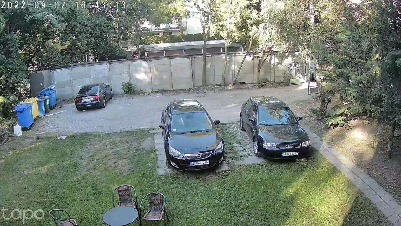 Juna - Nowoczesny Apartament W Centrum Z Widokiem Na Park Pruszkow Luaran gambar